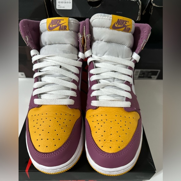 Jordan 1 Brother Hood Size 6.5 Men / 8 Women - Picture 7 of 8